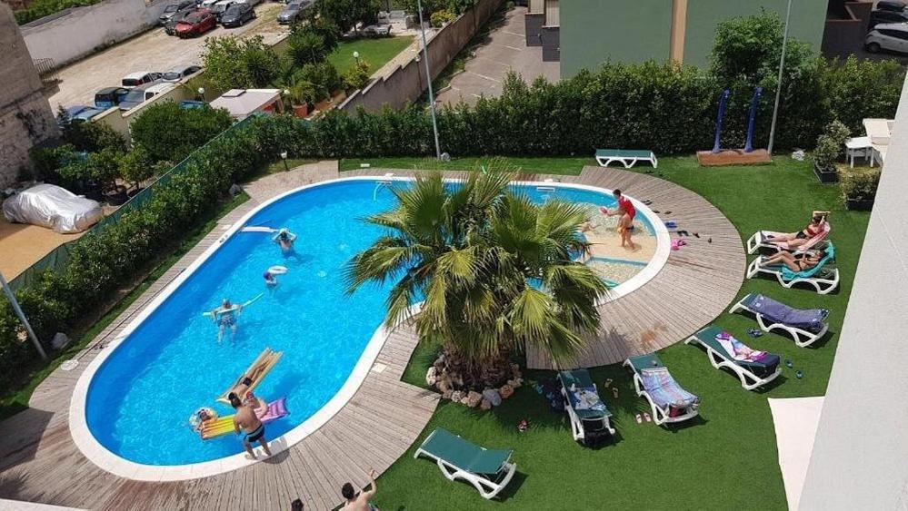 Zacapa B&B Taranto Bagian luar foto